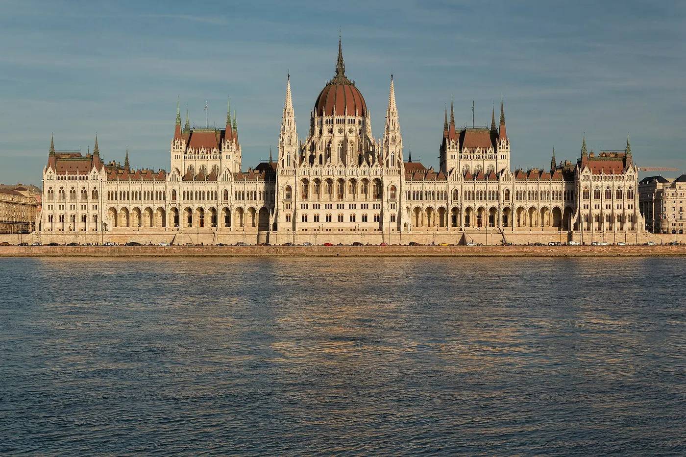 Vue lumineuse de Budapest