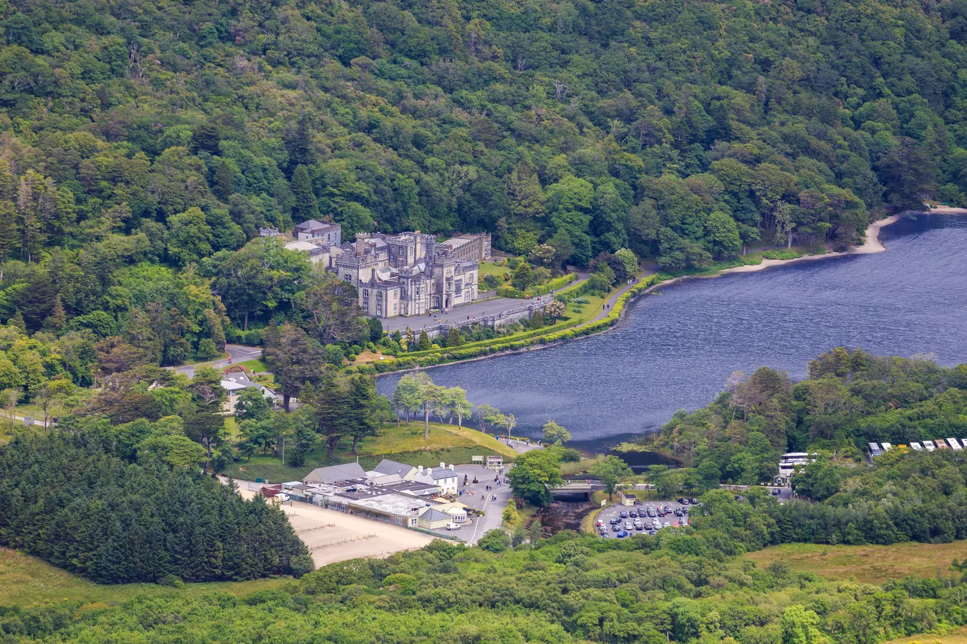 Vue lumineuse de Connemara et Galway