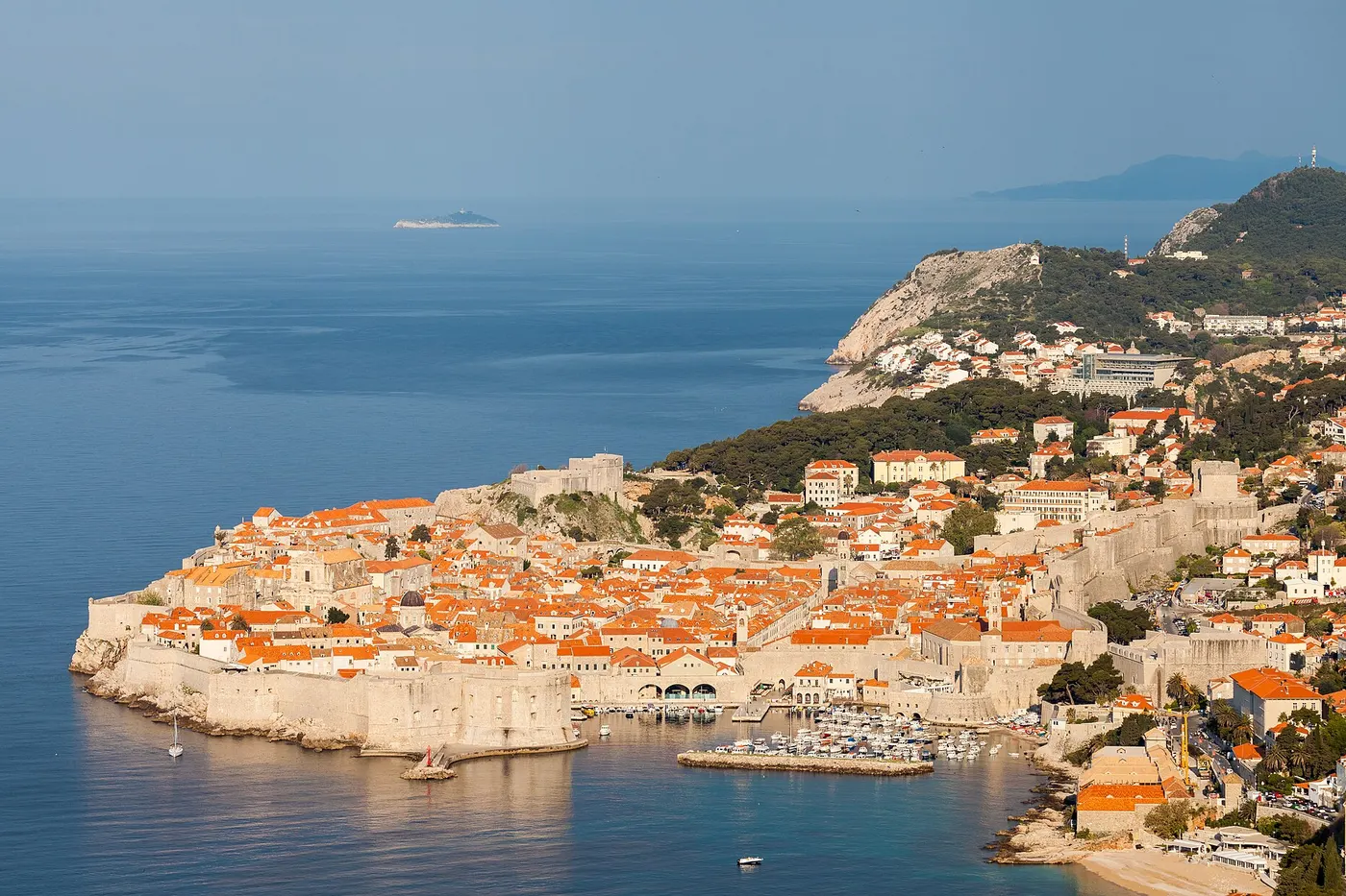 Vue lumineuse de Dubrovnik