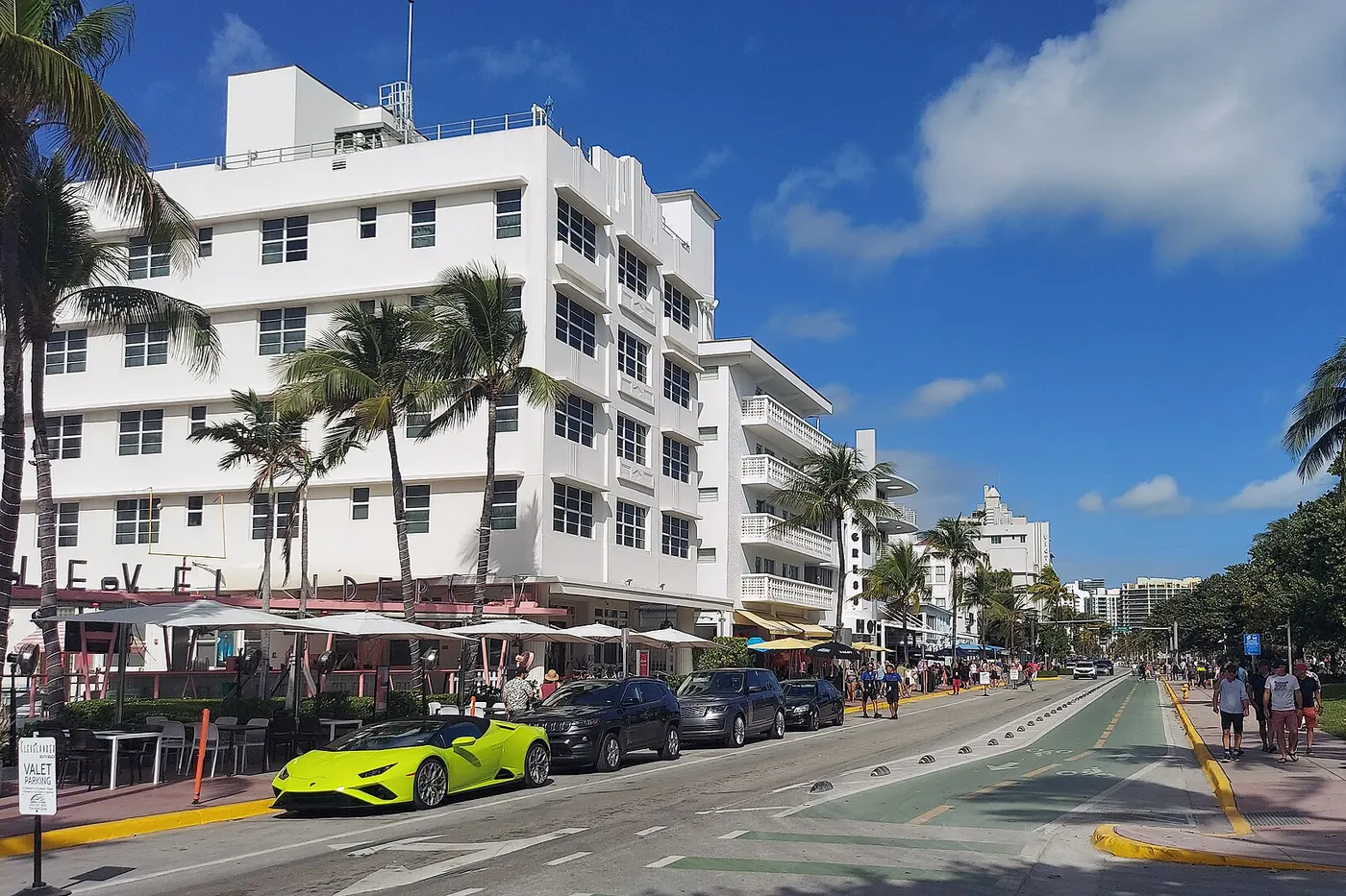 Vue lumineuse de Miami et les Keys