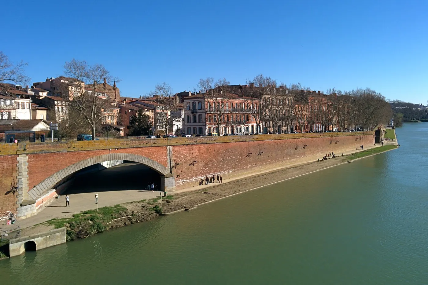 Vue lumineuse de Toulouse